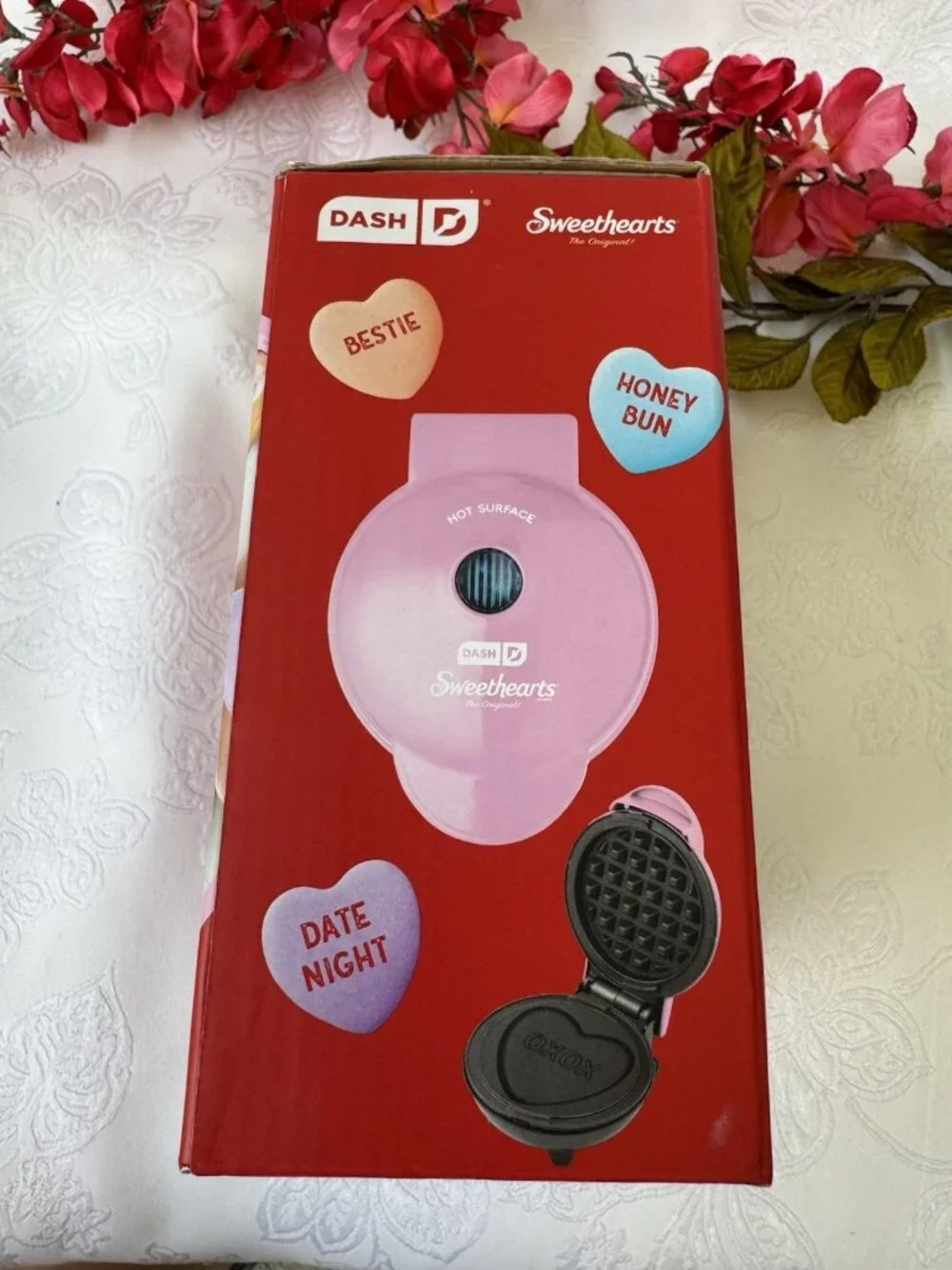 Dash Sweethearts Mini Waffle Maker Pink Heart Shaped XOXO Valentine Brand NEW